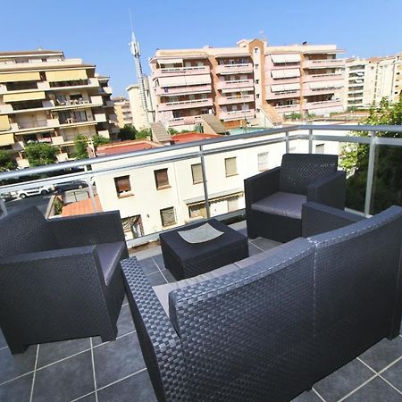 Roura 2 Planet Costa Dorada Apartment La Pineda Bagian luar foto