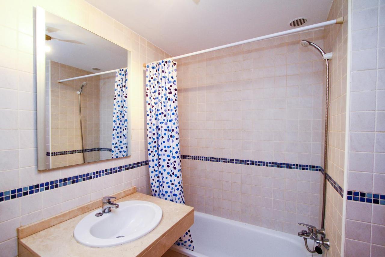 Roura 2 Planet Costa Dorada Apartment La Pineda Bagian luar foto